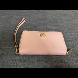 Michael Kors Leather Multi Function Phone Wristlet